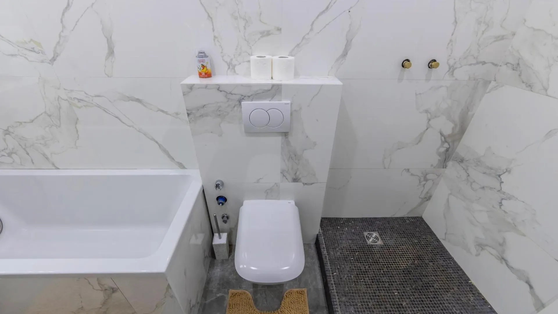 Apartment Апартаменти 3-Кімнатні, Метро Університет Kyiv Ukraine